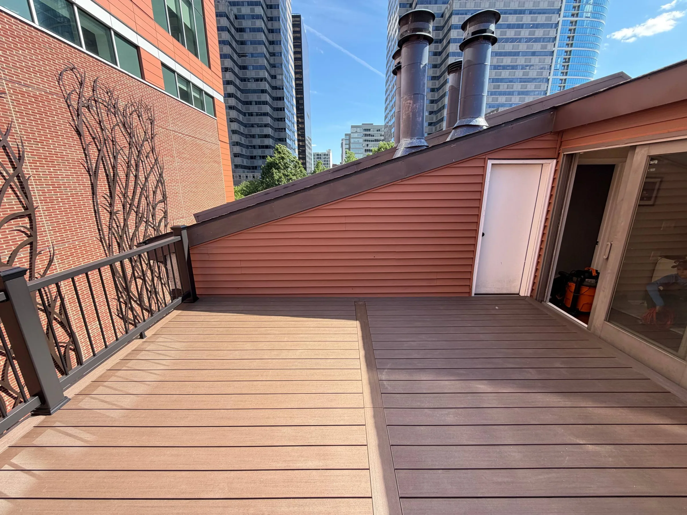 A hardwood deck surface built by a Deck Academy student