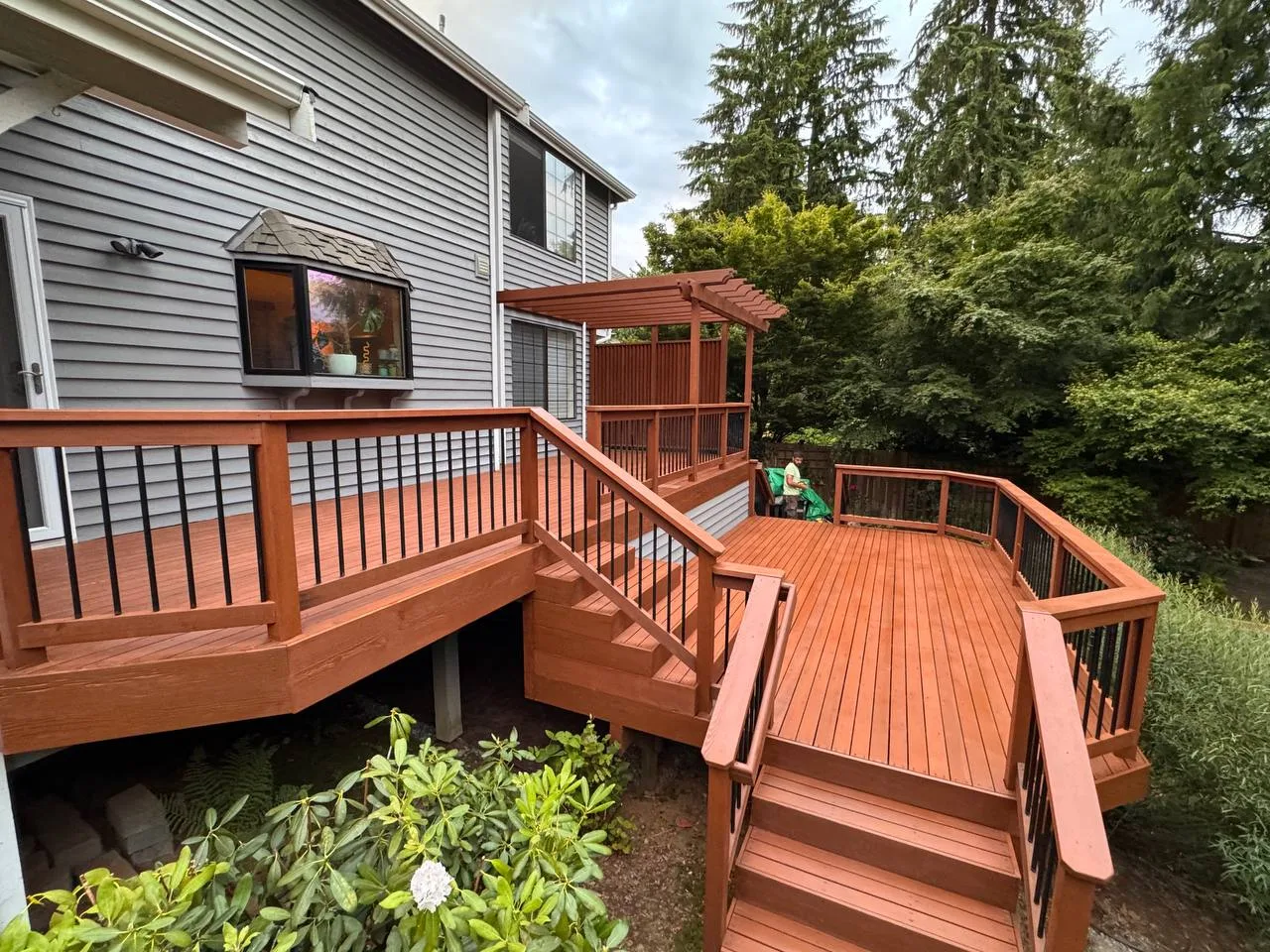 A backyard deck and stairs built by an Academy student crew